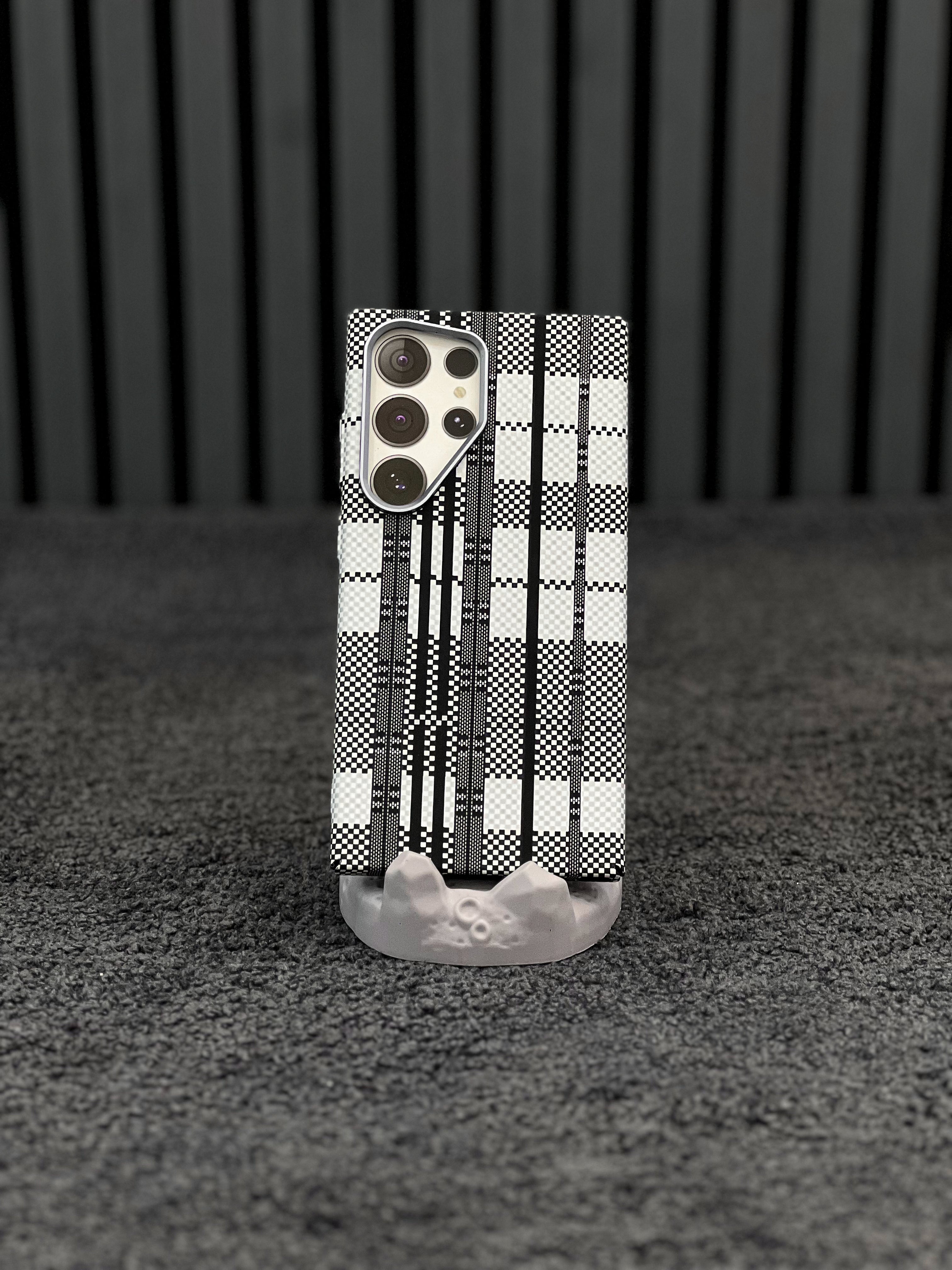Black & White Check Case