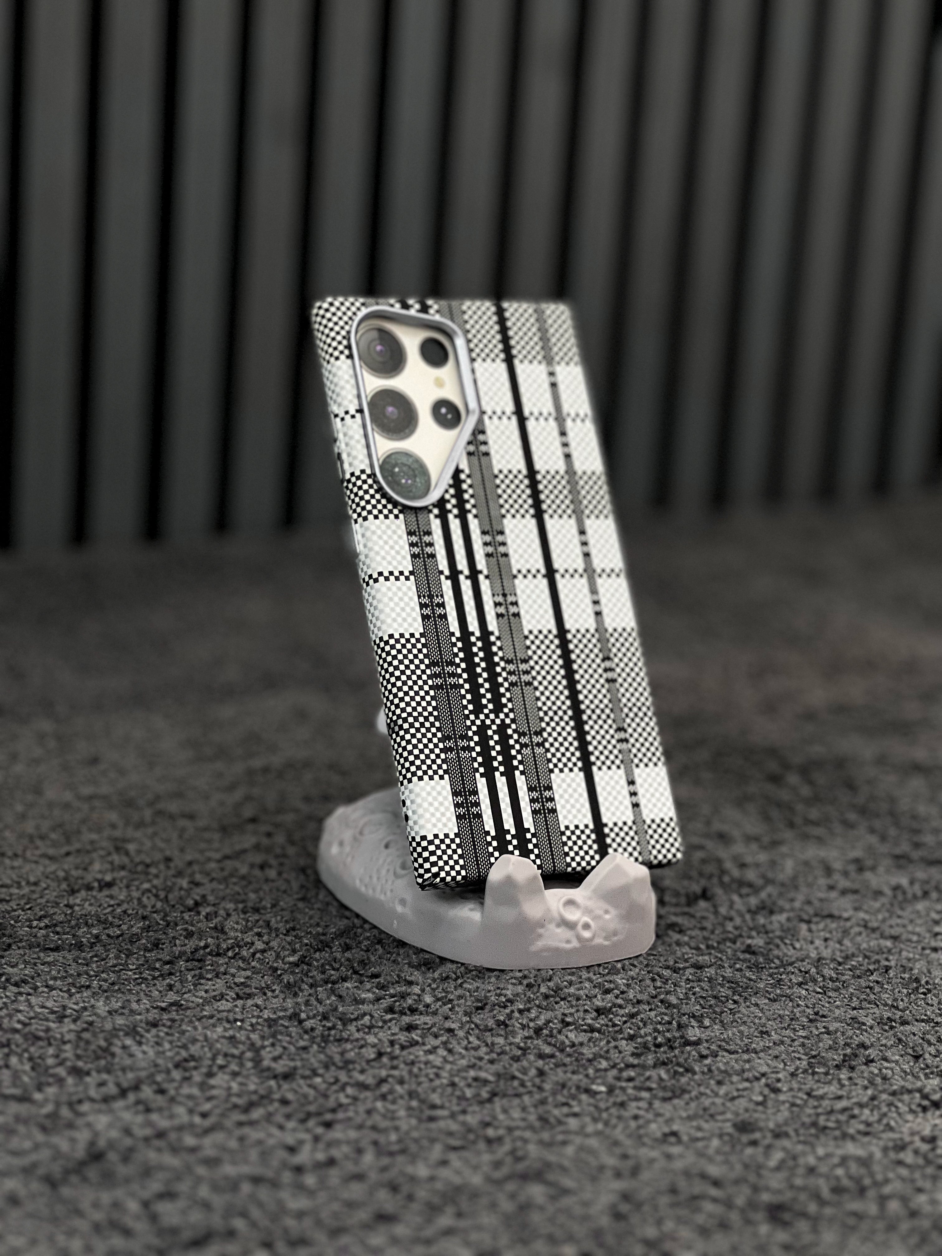 Black & White Check Case