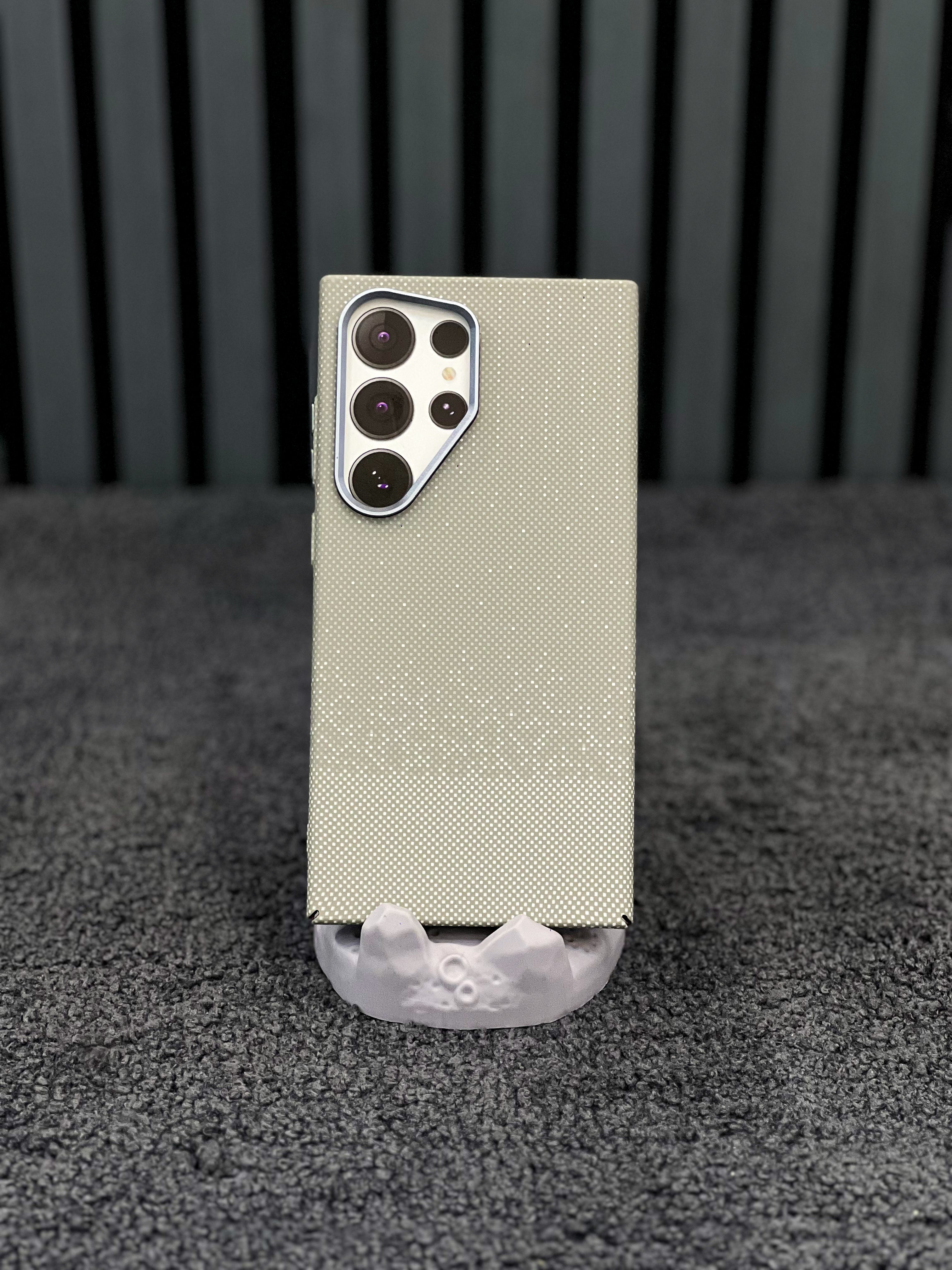 Beige Elegance Case