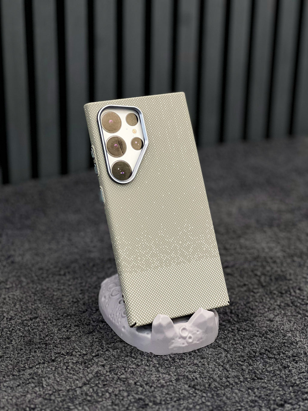 Beige Elegance Case