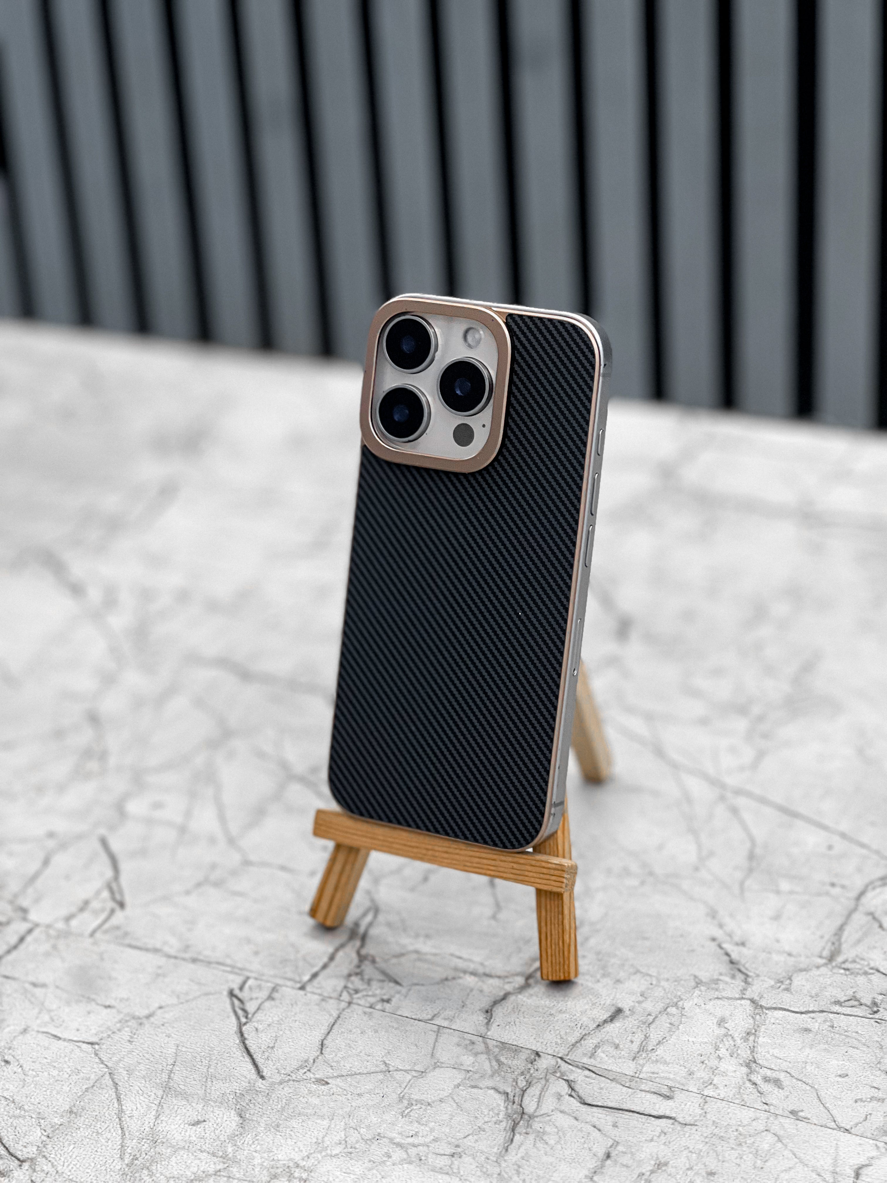 Carbon Metal Magsafe