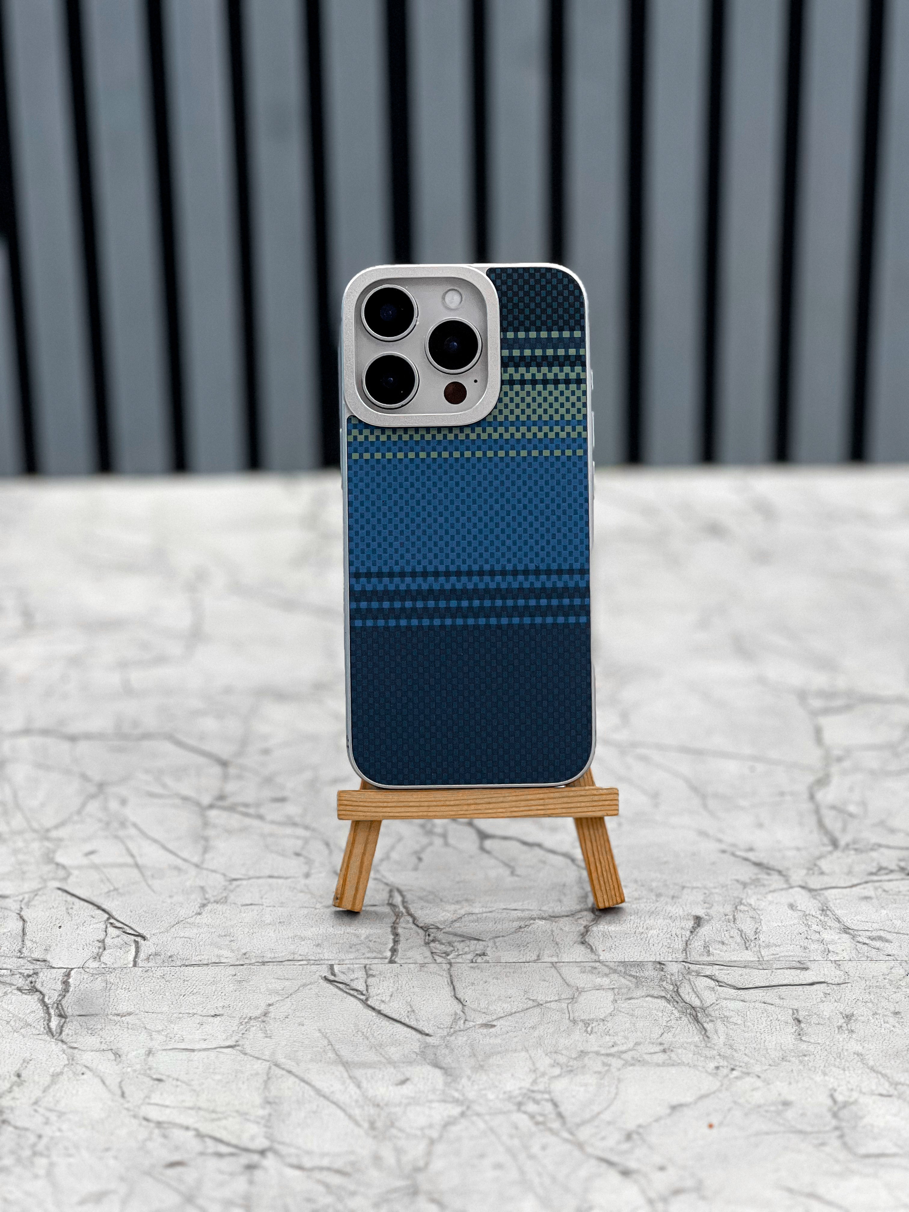 Carbon Metal Magsafe
