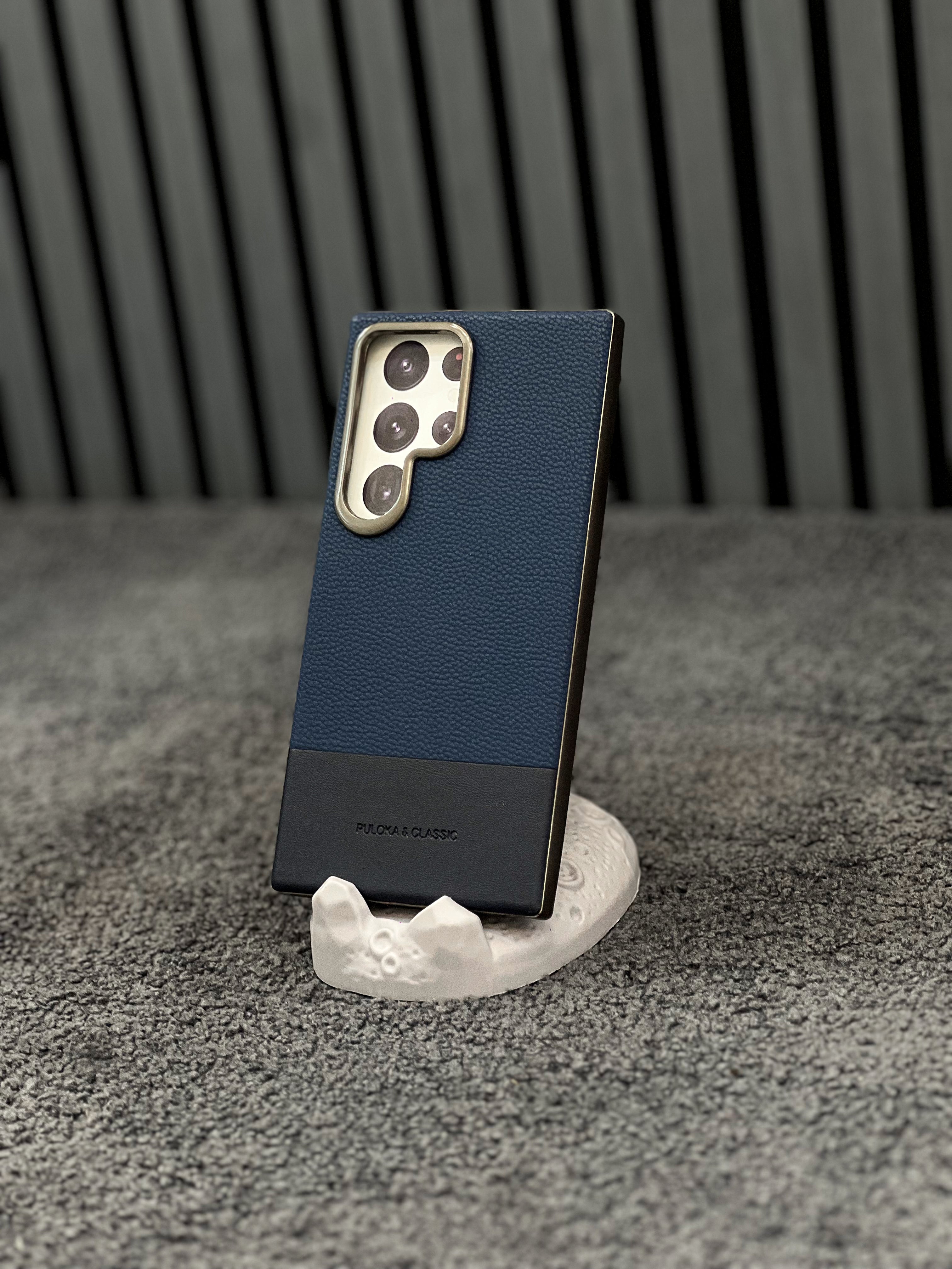 Puloka Leather Case