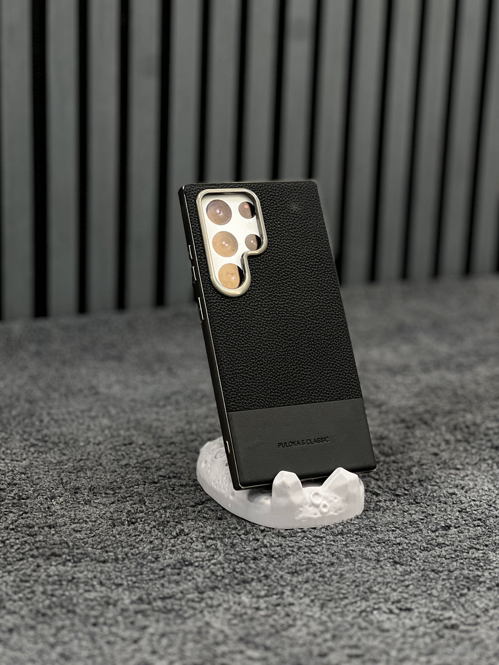 Puloka Leather Case