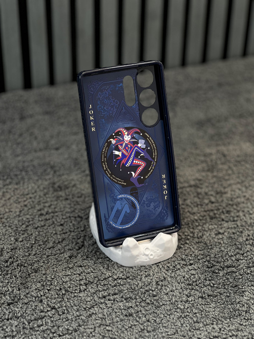 Spigen Joker Case