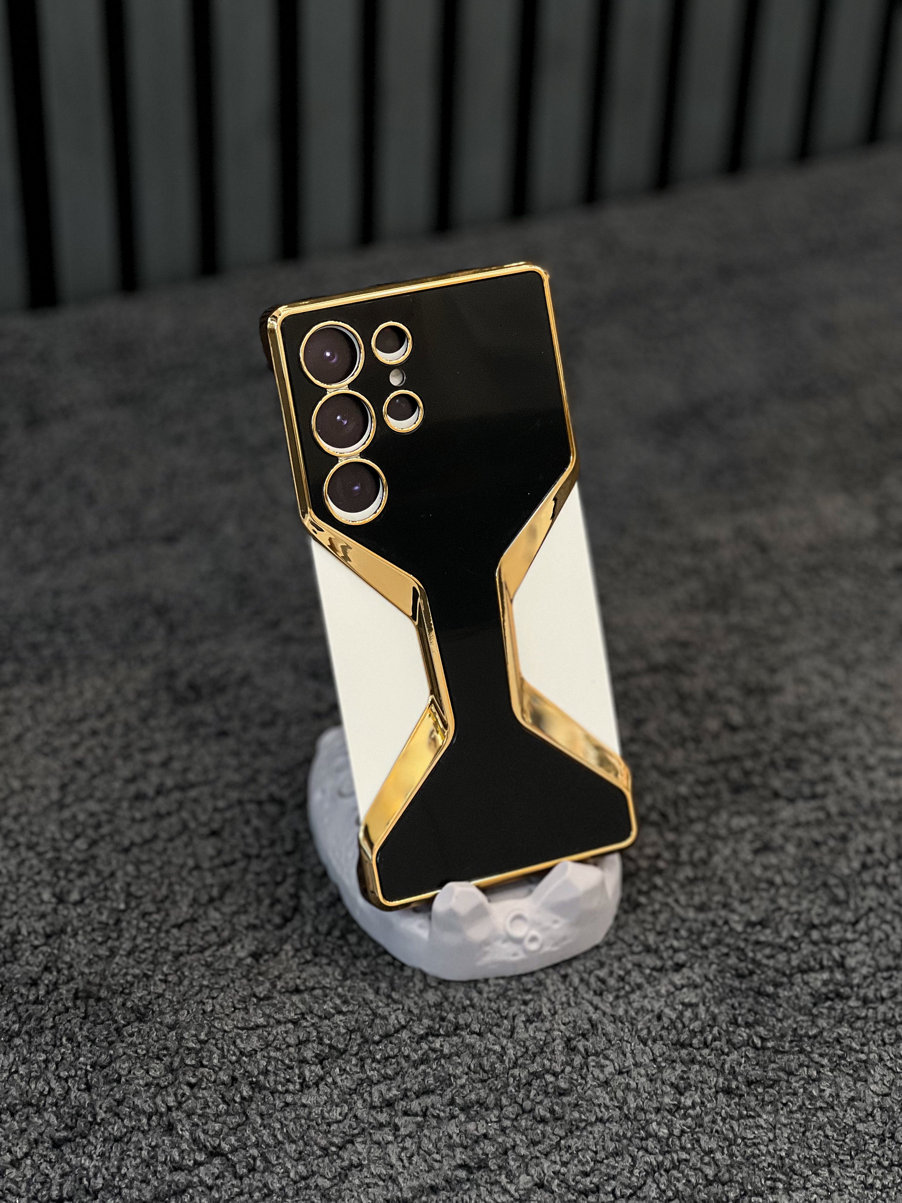 Cut Luxury Case
