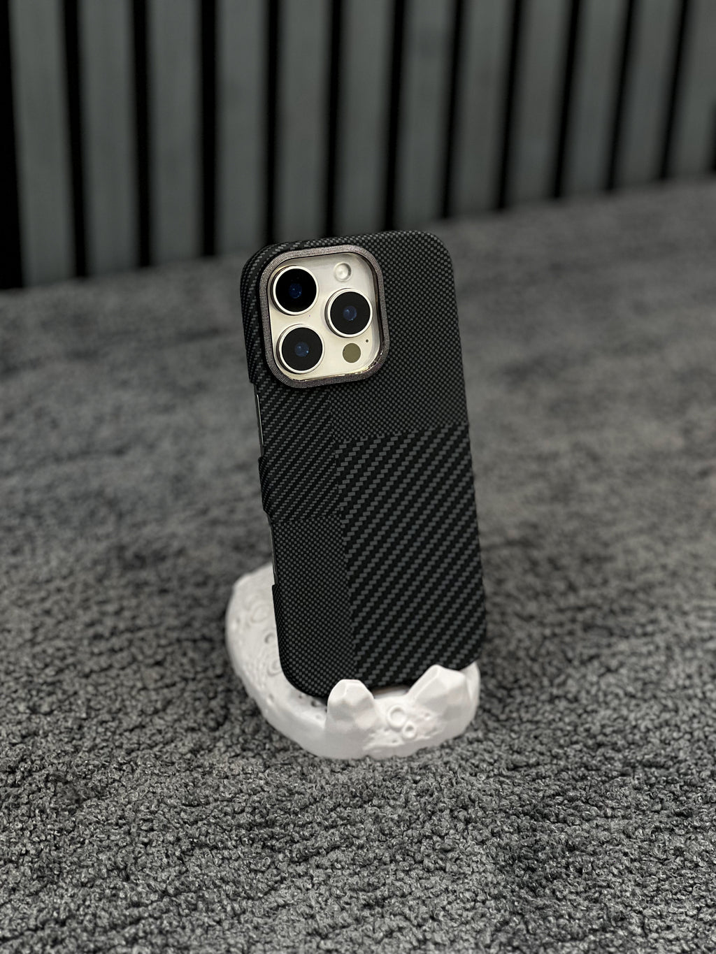 Slim Carbon Case