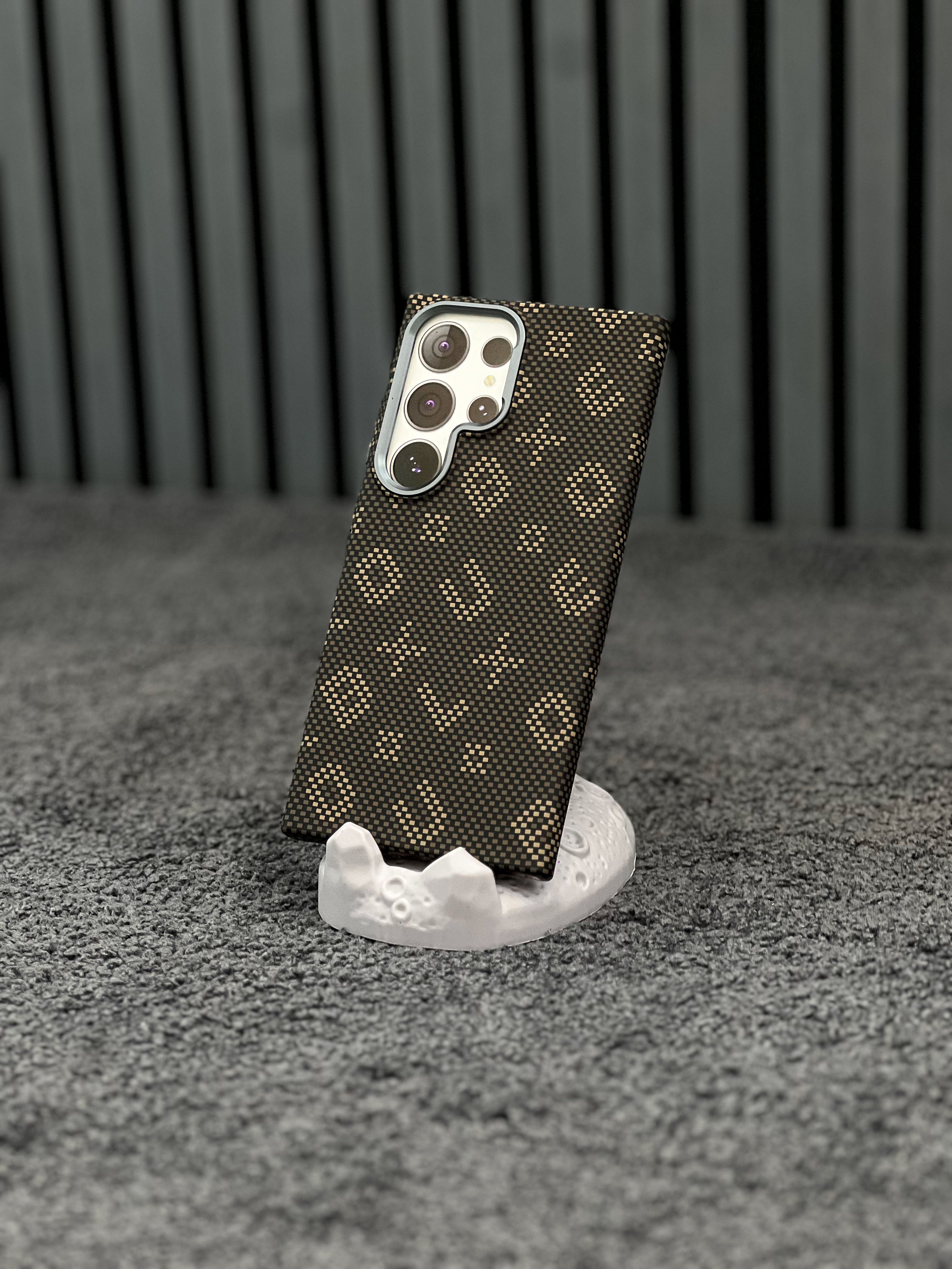 Classic Luxo Beige Case