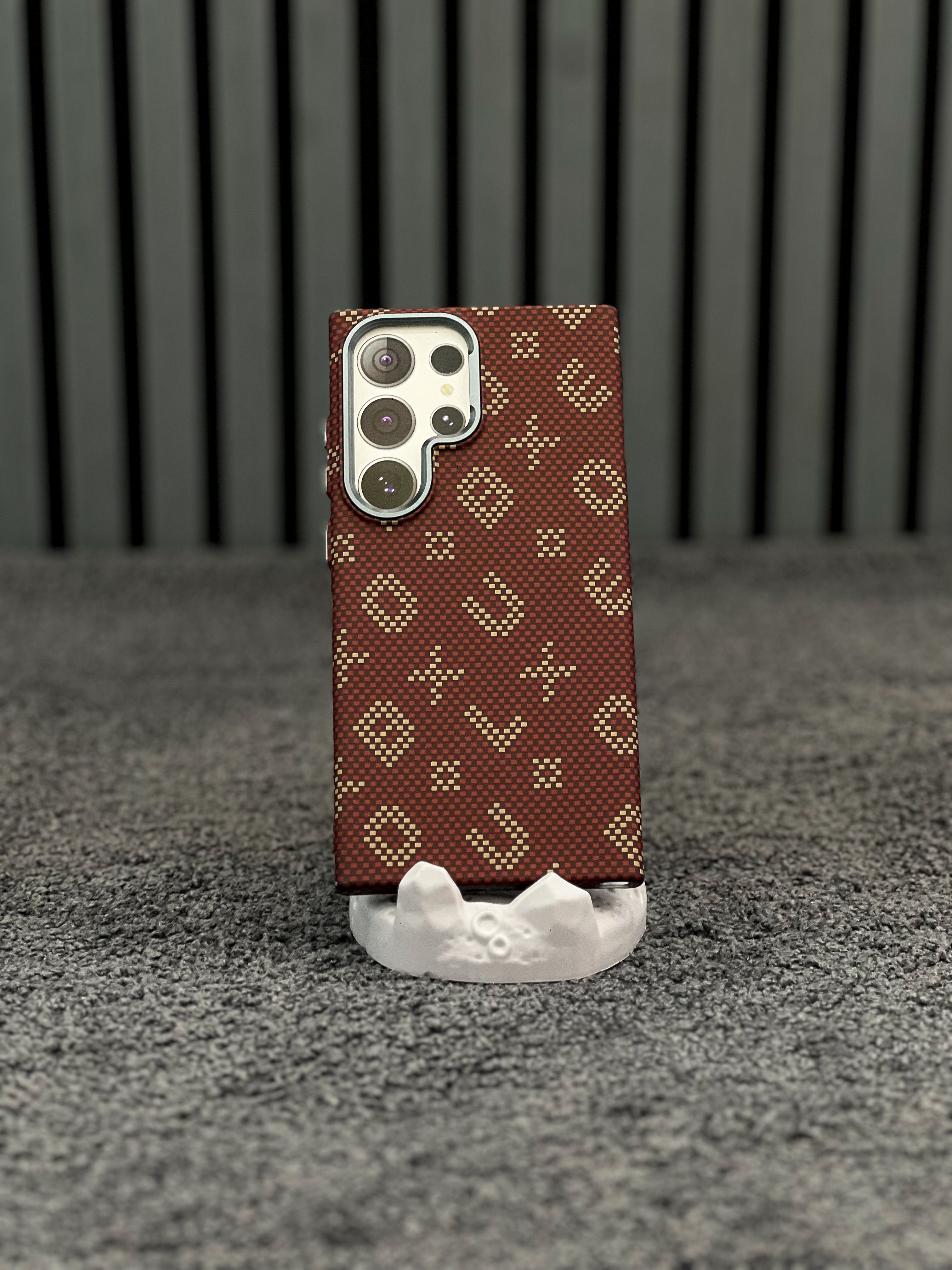 Classic Luxo Red Case