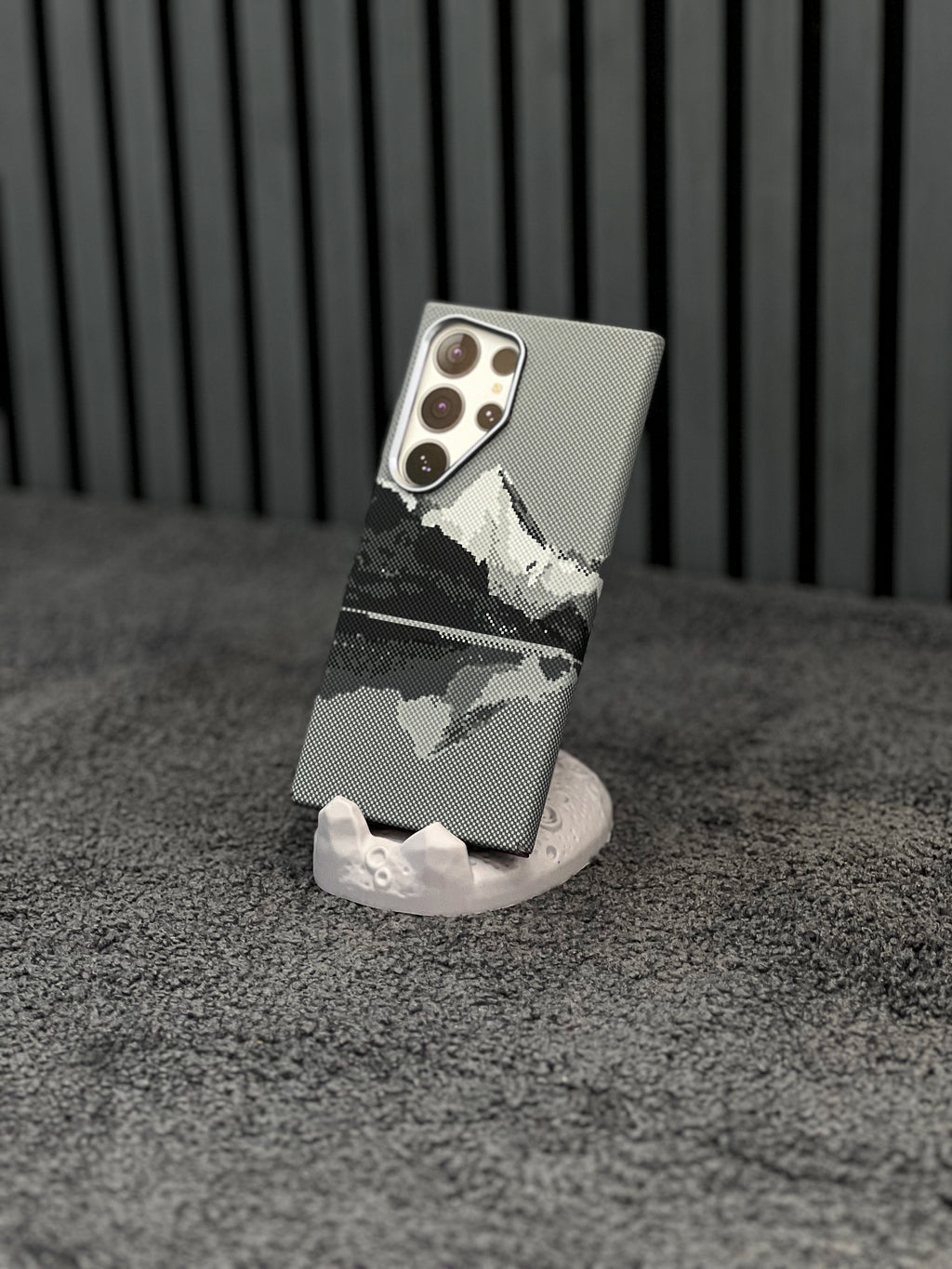 Pixel Valley Grey Case